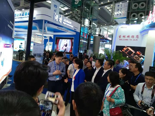 深圳高交會｜深奧圖硬科技智能儲運系統(tǒng)引領行業(yè)風向標